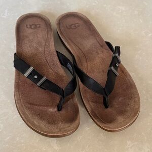 UGG Women's Black and Brown Sandals
